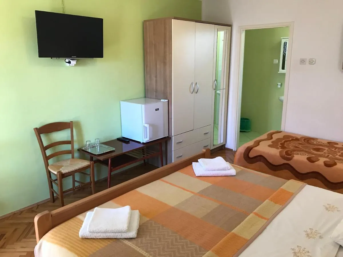 Guest house Summer Rooms Baska