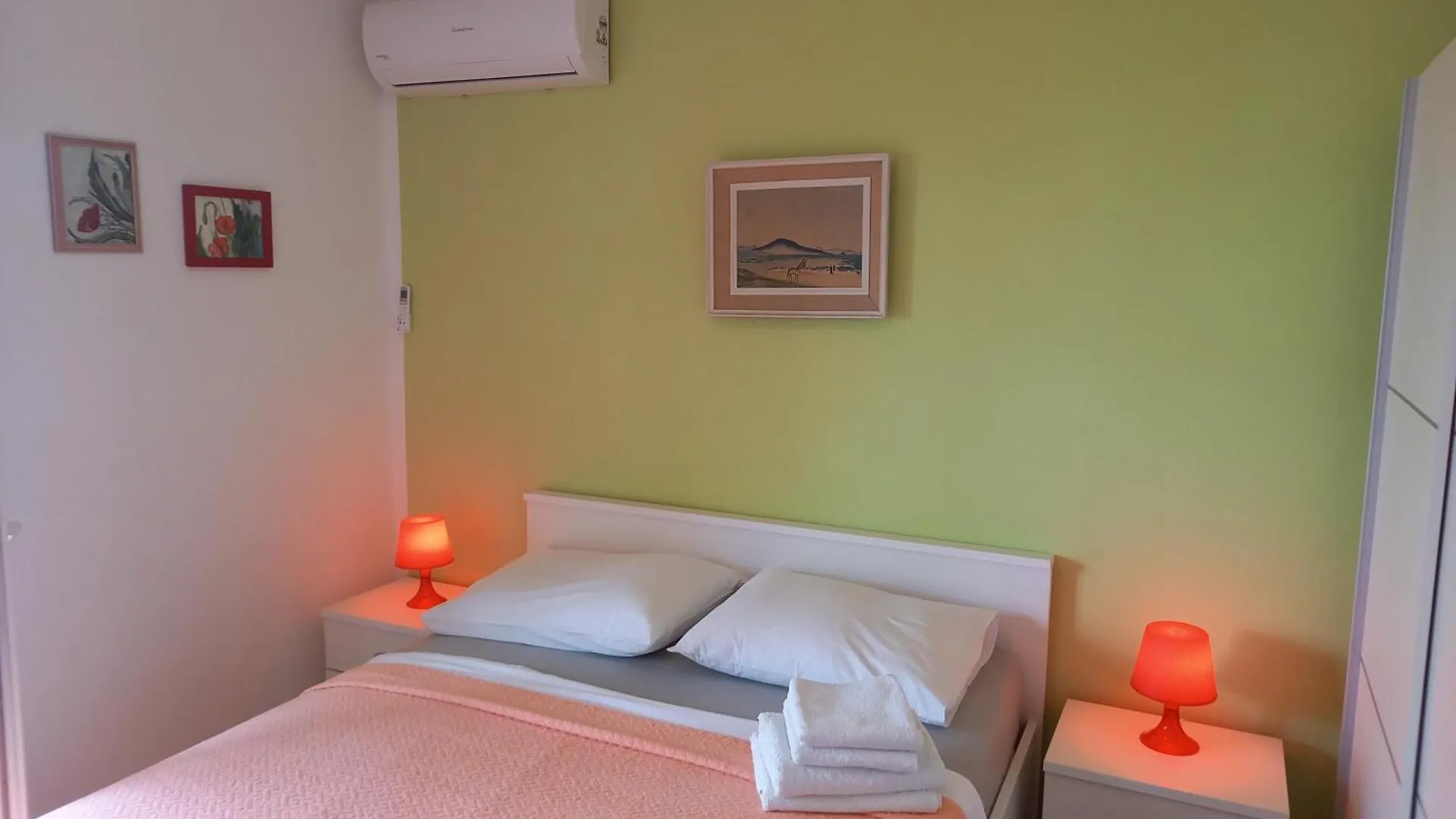 Summer Rooms Baska Guest house Baska (Krk)